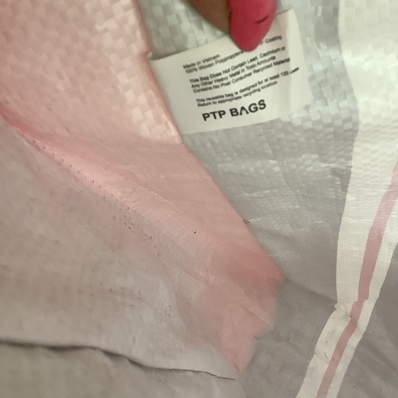 VERA BRADLEY LARGE REUSABLE TOTE WITH RACCOONS - Picture 6 of 7